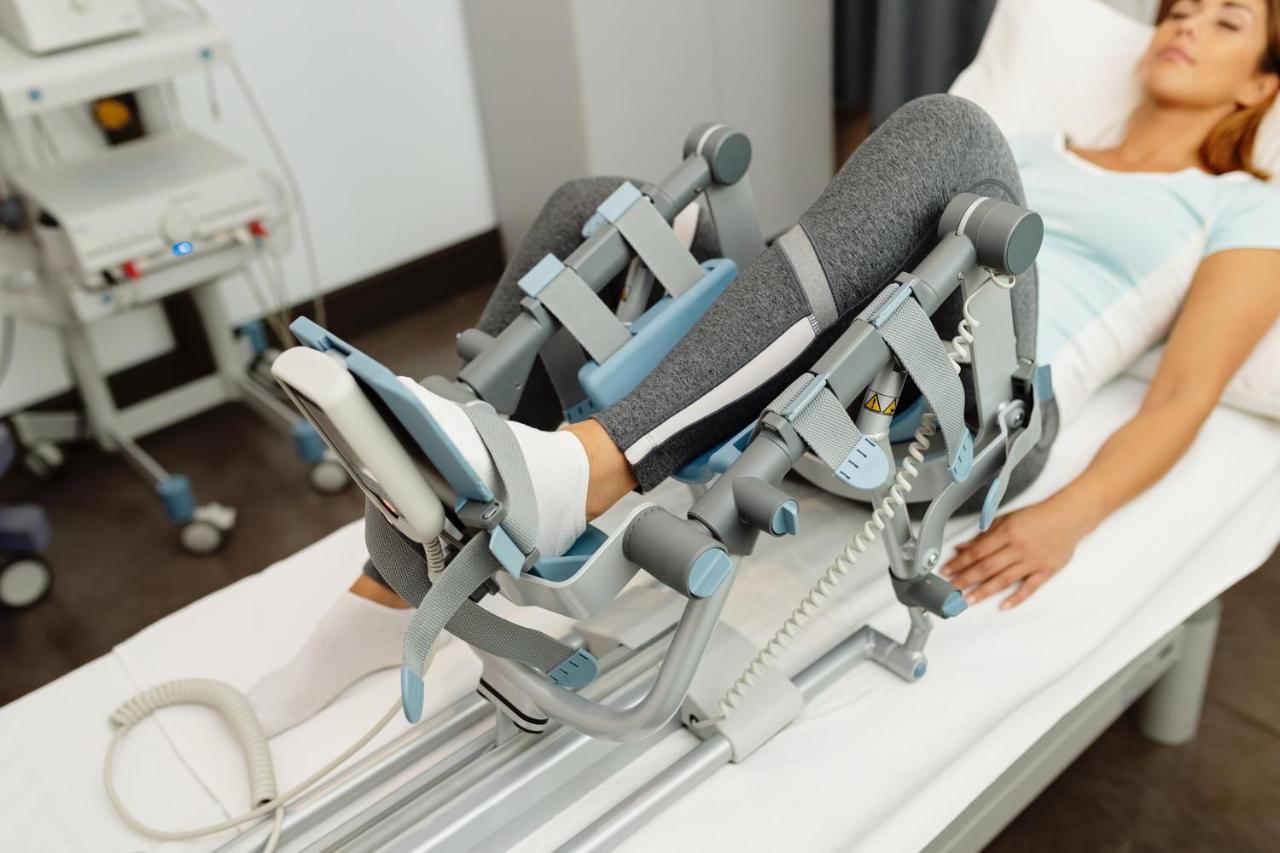 Hotel Premier Aqua - Adults Only เวิร์ดนิค ภายนอก รูปภาพ A patient in a hip abduction machine