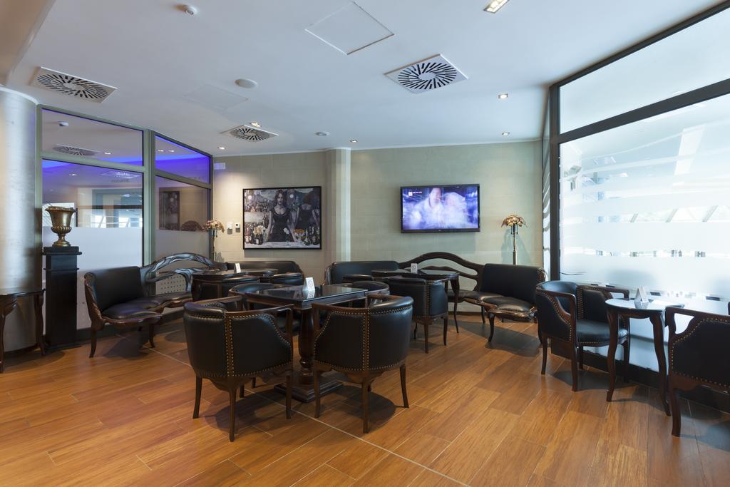 Hotel Premier Aqua - Adults Only เวิร์ดนิค ภายนอก รูปภาพ The lounge at the airport