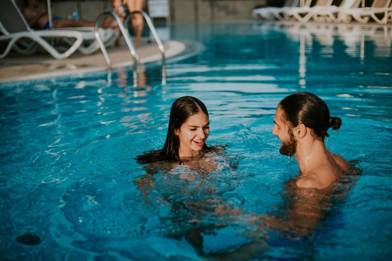 Hotel Premier Aqua - Adults Only เวิร์ดนิค ภายนอก รูปภาพ Swimming pool