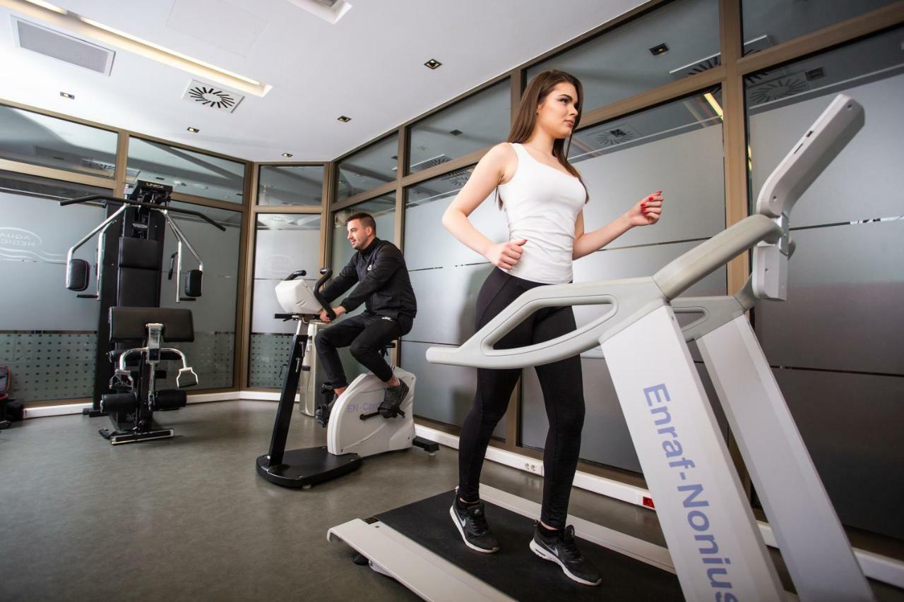 Hotel Premier Aqua - Adults Only เวิร์ดนิค ภายนอก รูปภาพ A treadmill